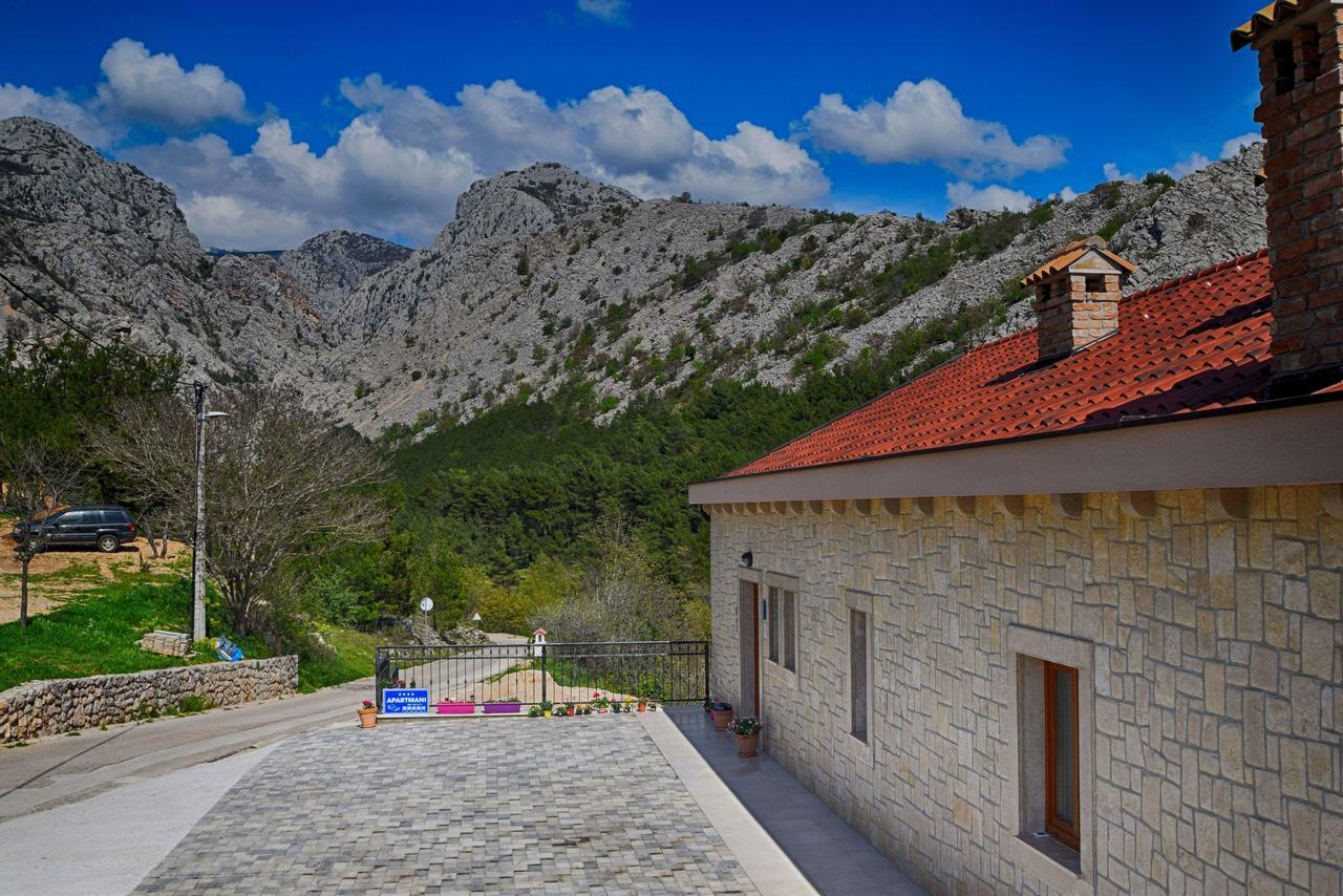 Apartments Paklenica Starigrad Paklenica Exterior photo