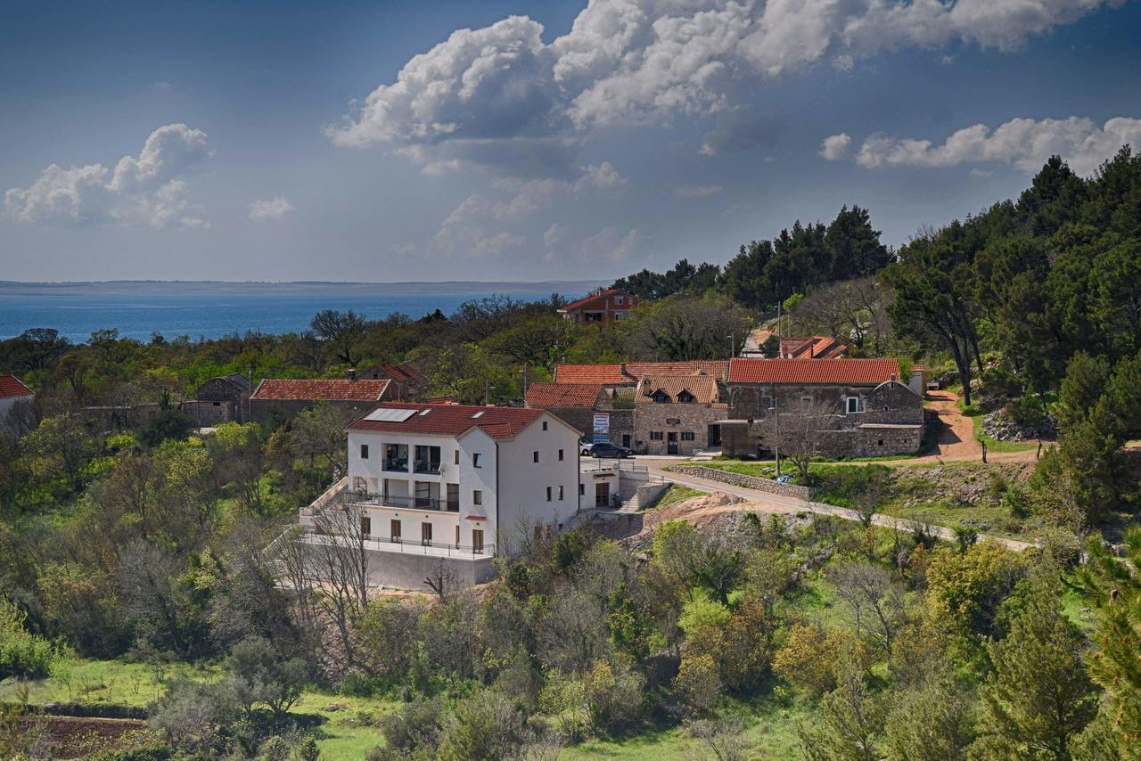 Apartments Paklenica Starigrad Paklenica Exterior photo