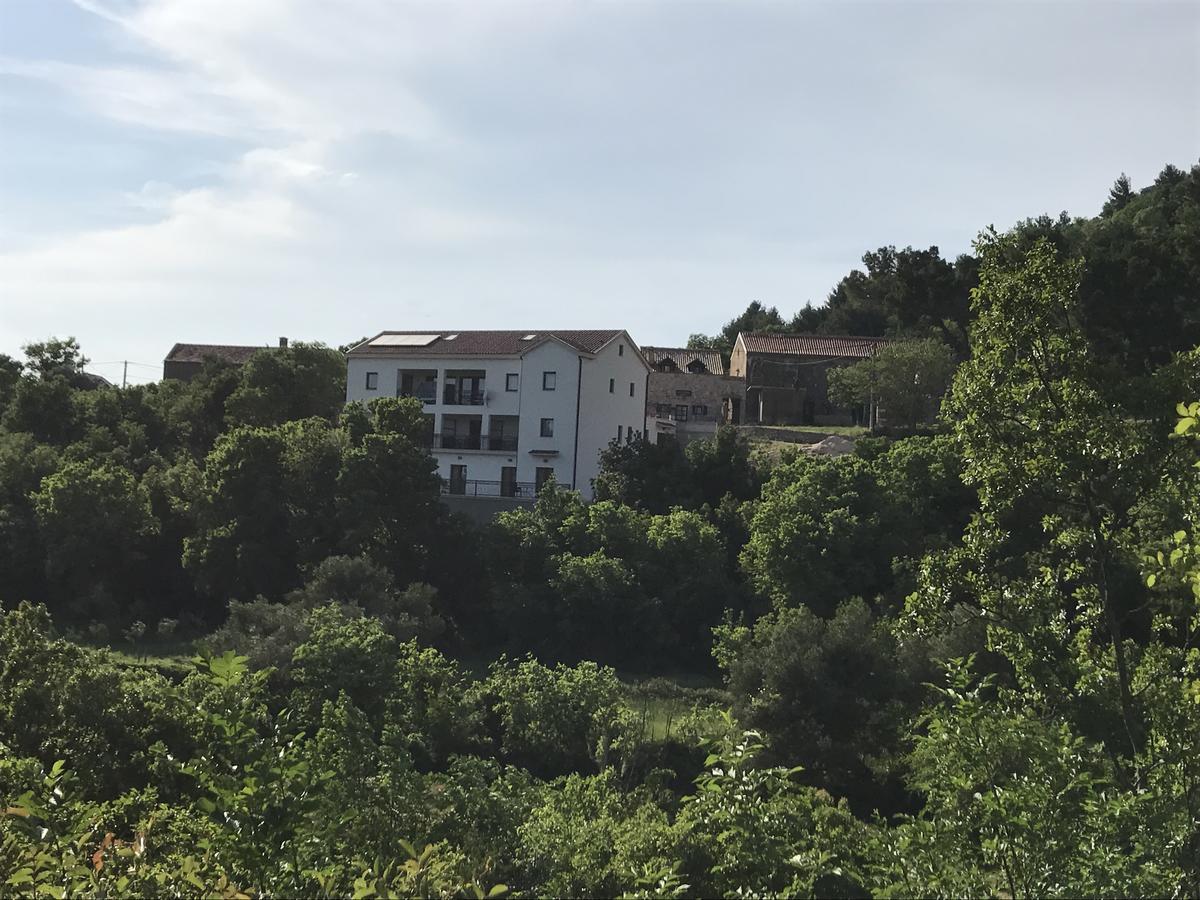 Apartments Paklenica Starigrad Paklenica Exterior photo